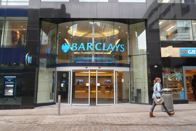 Barclays sube al 2,75% su previsión de crecimiento de España