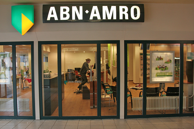 Holanda anuncia la venta de otro 7% de ABN Amro