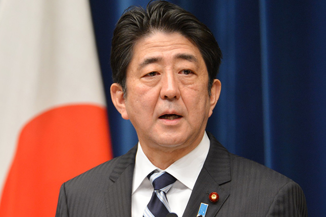 Shinzo Abe dice que aplazará alza impositiva 2 años y medio