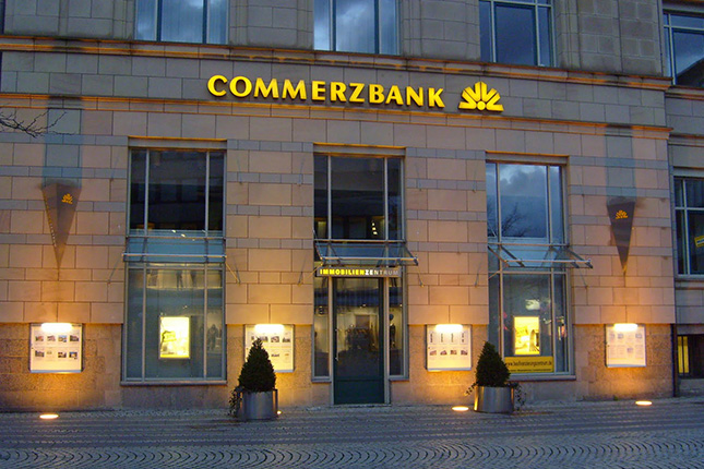 Commerzbank reducirá 7.800 empleos en Alemania