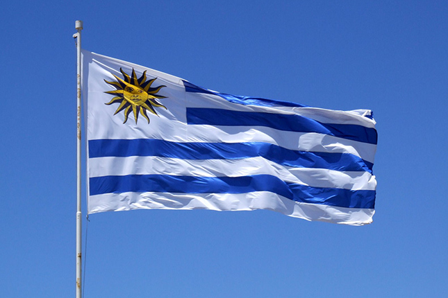 Uruguay se presenta ante Europa como base de operaciones para sus empresas