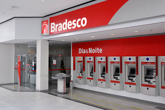 Bradesco completa adquisición del HSBC Brasil