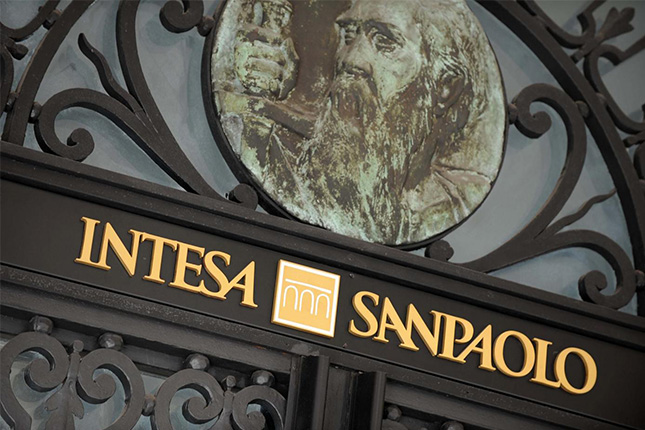 Intesa Sanpaolo podría pagar un precio "simbólico" por activos de BP Vicenza y Veneto Banca