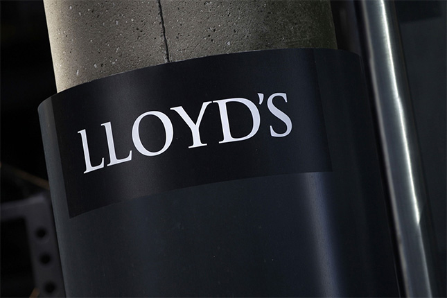 Lloyds gana 1.428 millones en el primer trimestre