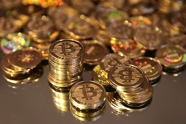 El bitcoin baja tras repuntar un 20% la semana pasada