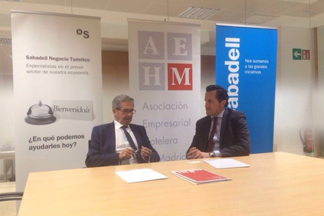 Banco Sabadell firma un acuerdo con la AEHM