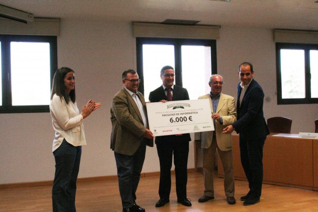 Banco Santander respalda a Universia en su iniciativa Vidrio Fighters UCM