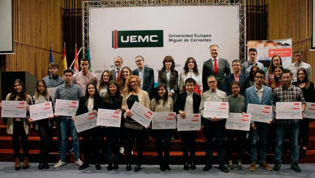 Banco Santander y Fundación UEMC entrega sus Becas de Excelencia