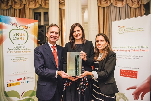 Banco Santander y CERU entregan el Premio Talento Emergente 2016