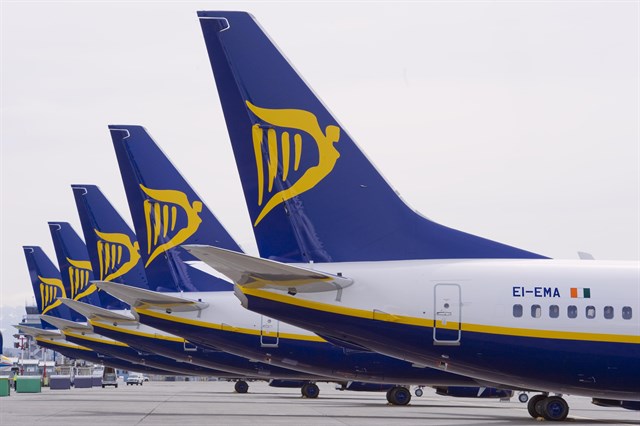 Ryanair ofrece 70 puestos de trabajo