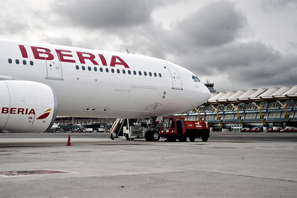 Iberia-y-Renfe-ofrecerán-billetes-combinados-tren-avión-en-nueve-ciudades-más