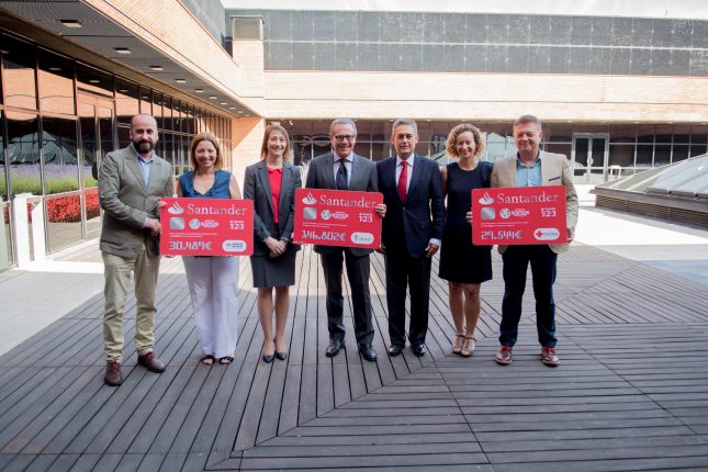 Banco Santander recauda 206.000 para proyectos de AECC, ACNUR y Cruz Roja