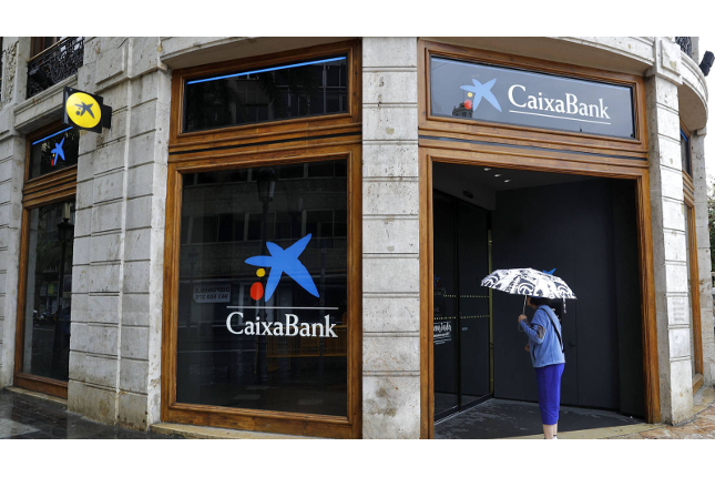 CaixaBank abre una flagship en Ibiza, el primero en Baleares
