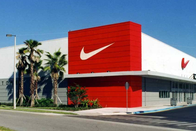 Nike también sale de Rusia por la invasión de Ucrania
