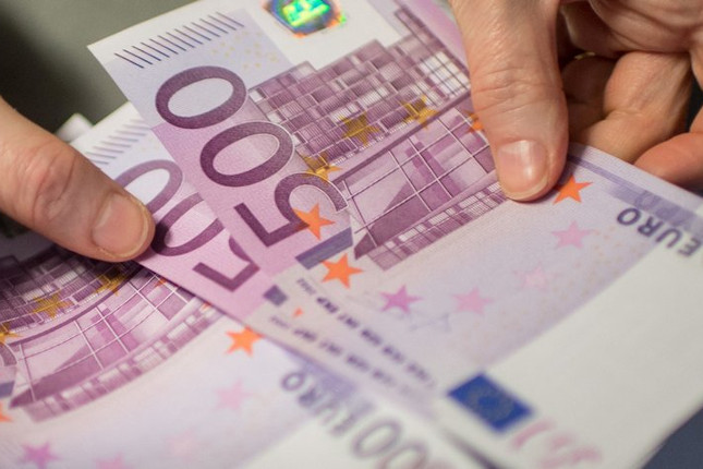 El Tesoro Público obtiene 5.606 millones de euros
