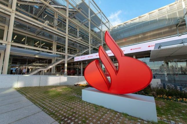 Banco Santander supera el 54% de su plan de recompra de acciones