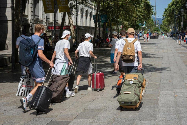 Descenso del 25,8% de las visitas de turistas extranjeros