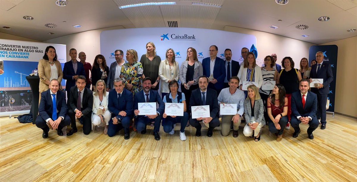 CaixaBank apoya a tres entidades sociales en Murcia