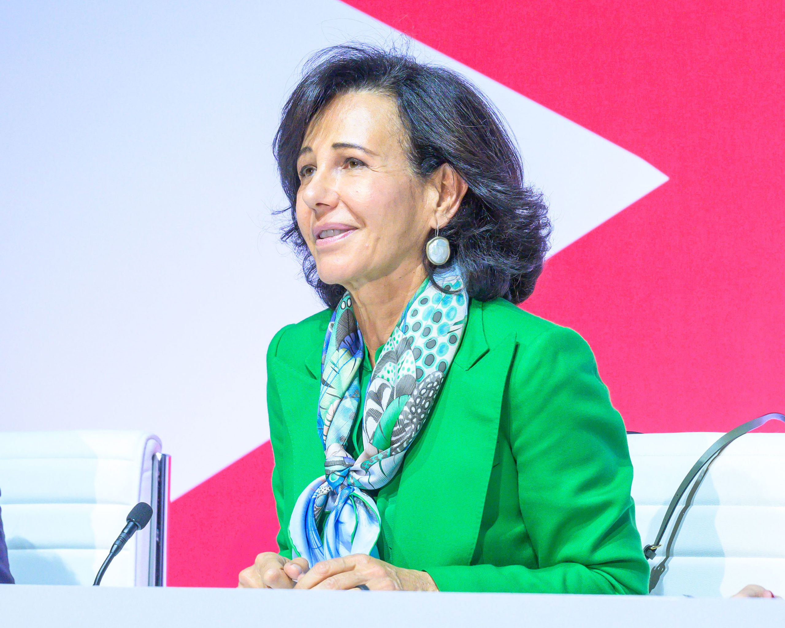 Ana Botín (Banco Santander) no rechaza la posibilidad de una recesión mundial