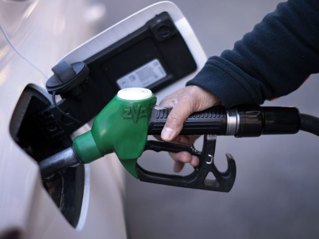 Baja el precio de la gasolina y el gasóleo