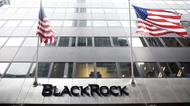 BlackRock alcanza el 5% de participación en CaixaBank