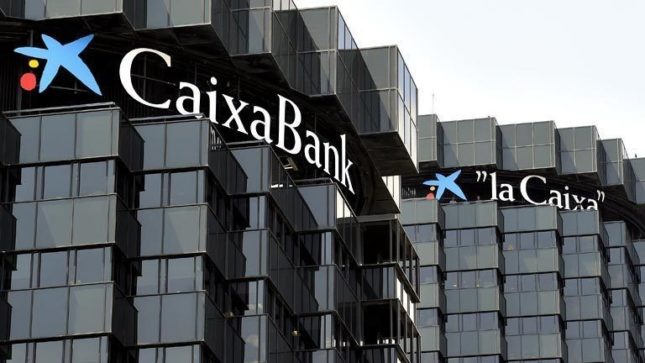 CaixaBank mejora su previsión de crecimiento del PIB
