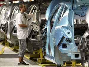 La producción industrial de la eurozona cae en mayo