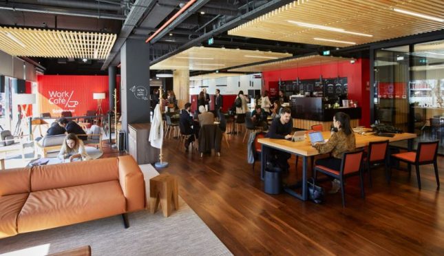 Banco Santander Totta pone en marcha la primera sucursal bajo el modelo Work Café en Portugal