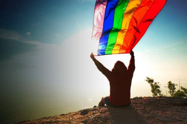 Así es Embrace, la red LGBT+ de empleados de Banco Santander que impulsa la diversidad