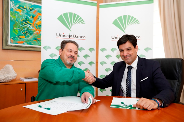 Unicaja Banco renueva su apoyo al Club Baloncesto Silla de Ruedas Valladolid